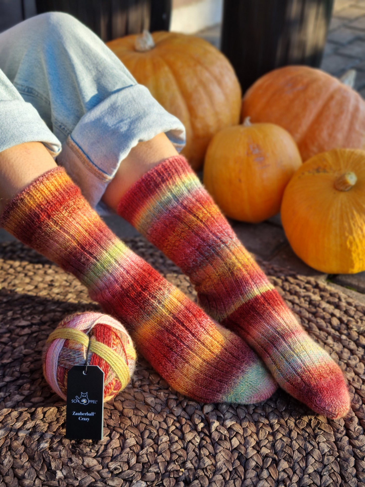 Schoppel Wolle Zauberball Crazy (2545) "Ankstyvas ruduo" mezgimo siūlai