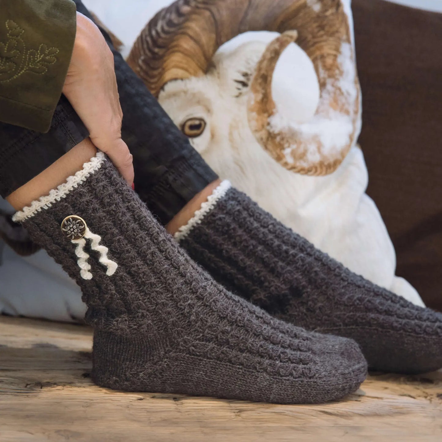 Gruendl Hot Socks Uni (10) mezgimo siūlai