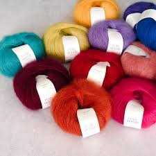 Majo Pearl Mohair (901) "Šilkmedžio spalvos" mezgimo siūlai